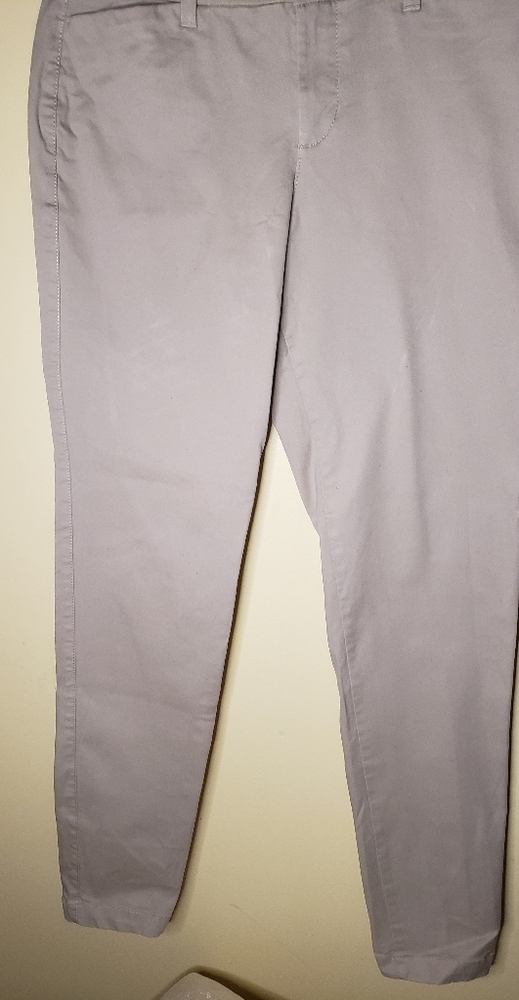 Khaki skinny pants